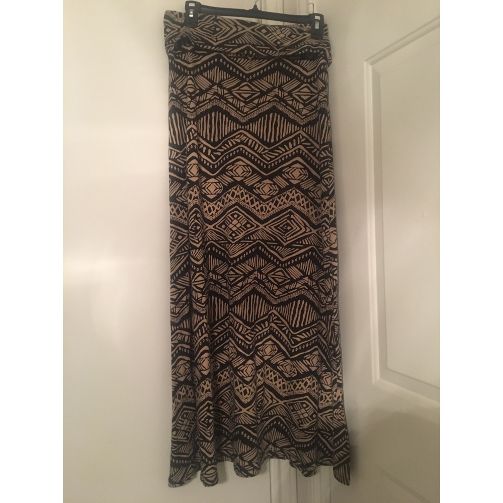 Forever 21 Maxi Skirt (Medium)